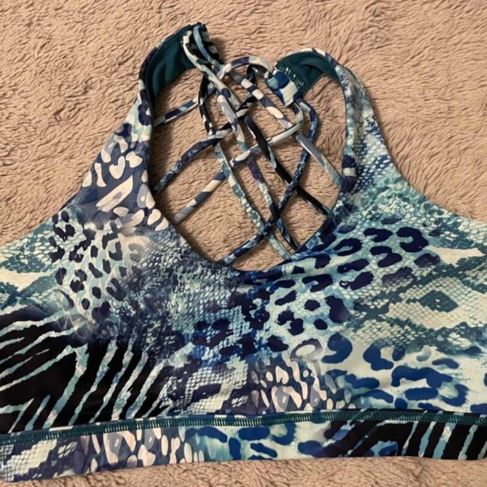 HOLD- @patriciaherb926: Constantly Varied Gear Teal Blue Wild Thing Sports Bra